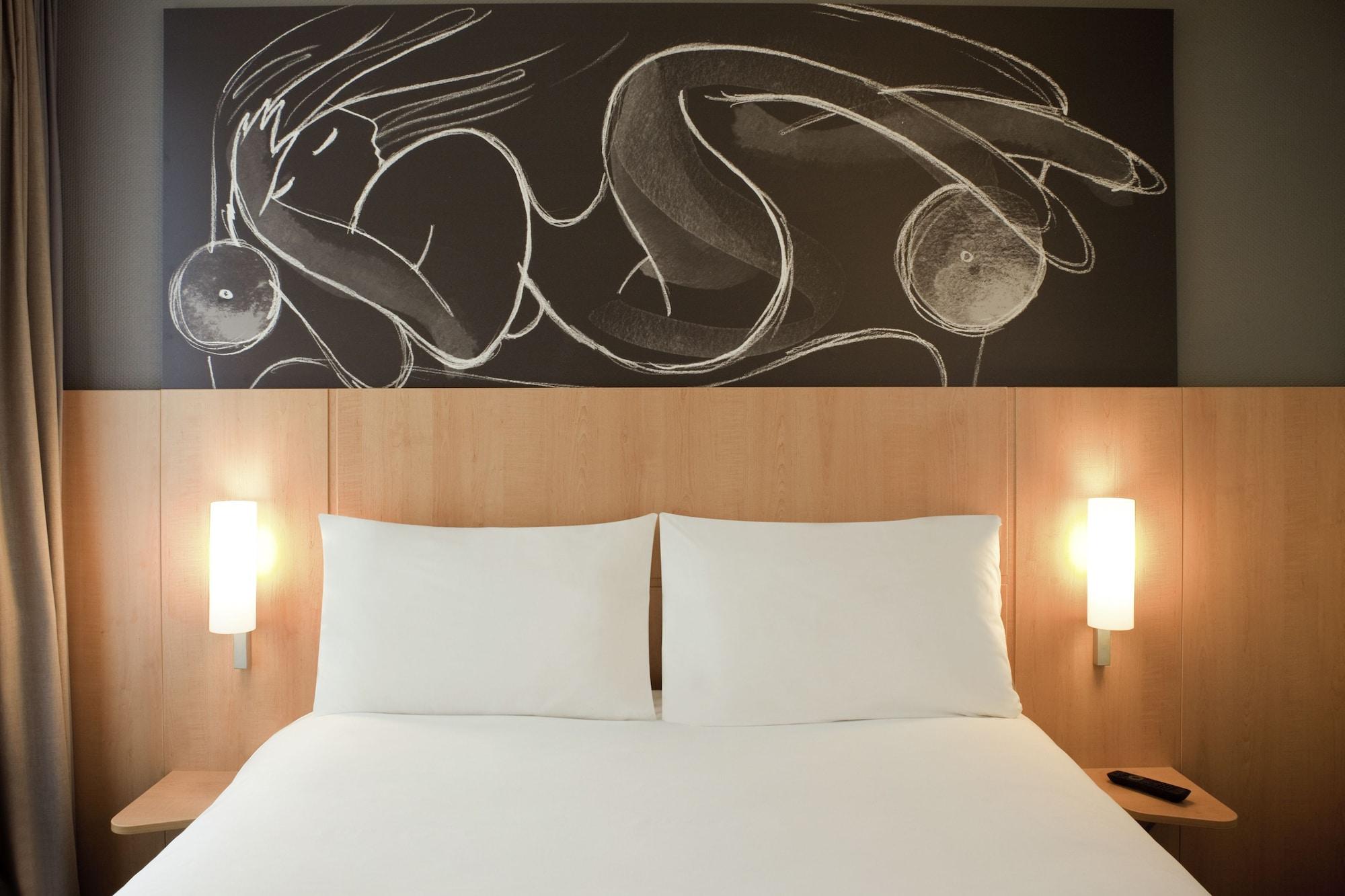 ไอบิส ปารีส ออร์ลี เริงกีส Hotel เรอจิส ภายนอก รูปภาพ