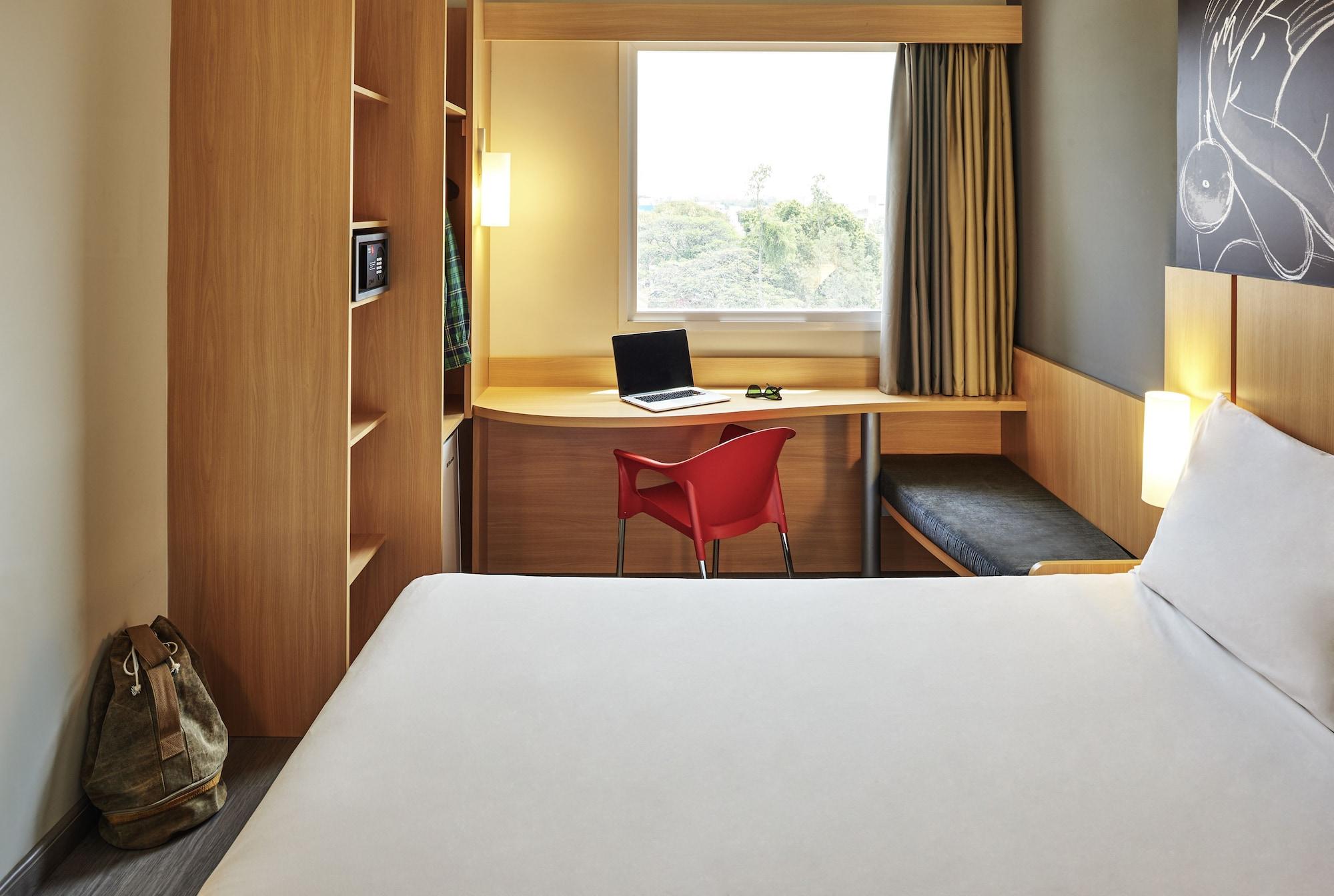ไอบิส ปารีส ออร์ลี เริงกีส Hotel เรอจิส ภายนอก รูปภาพ