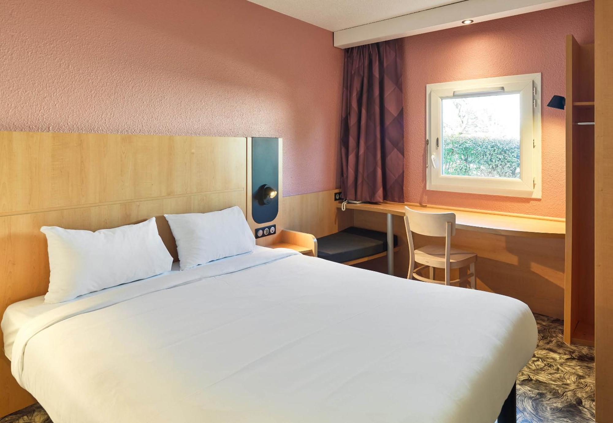 ไอบิส ปารีส ออร์ลี เริงกีส Hotel เรอจิส ภายนอก รูปภาพ